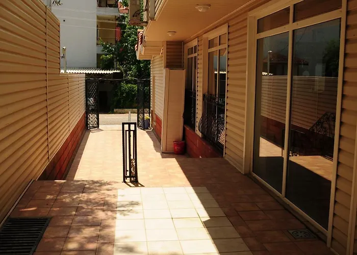 Sweet Boutique Hotel 3*